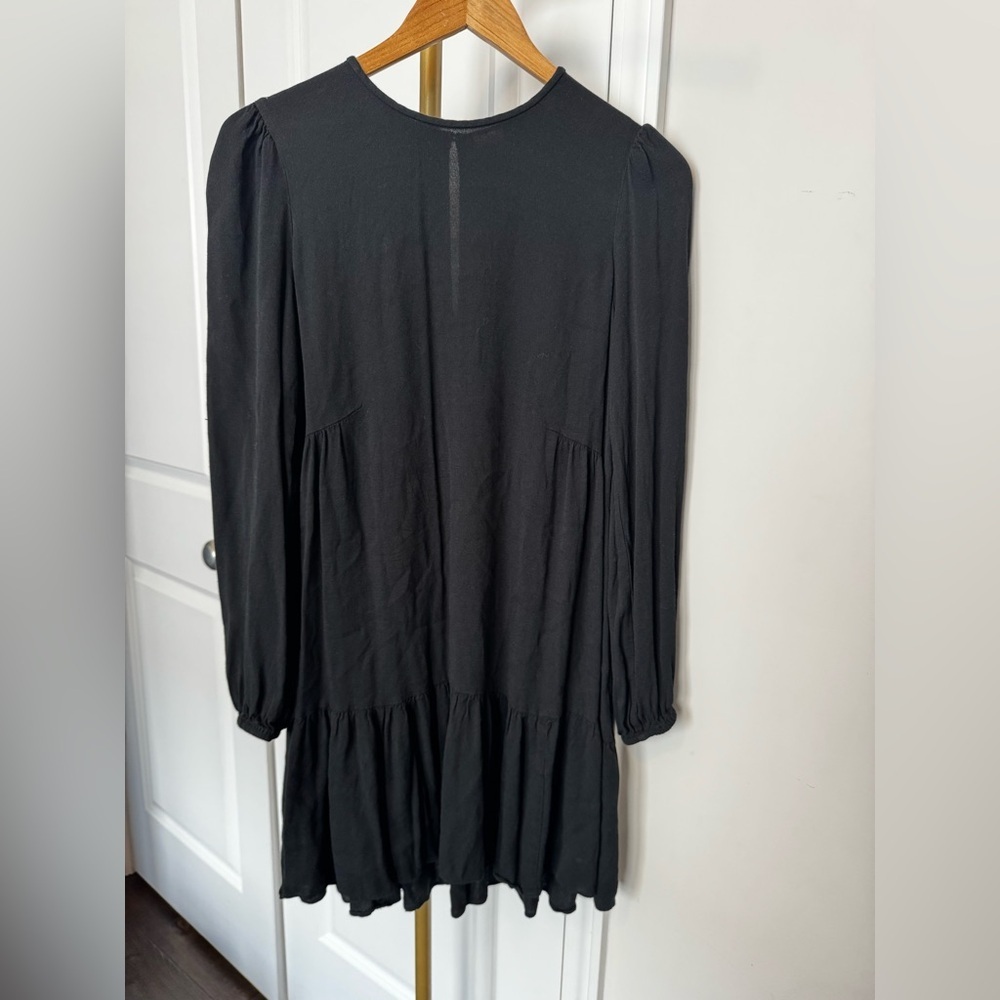 Wilfred Black Long-Sleeve Tiered Midi Dress